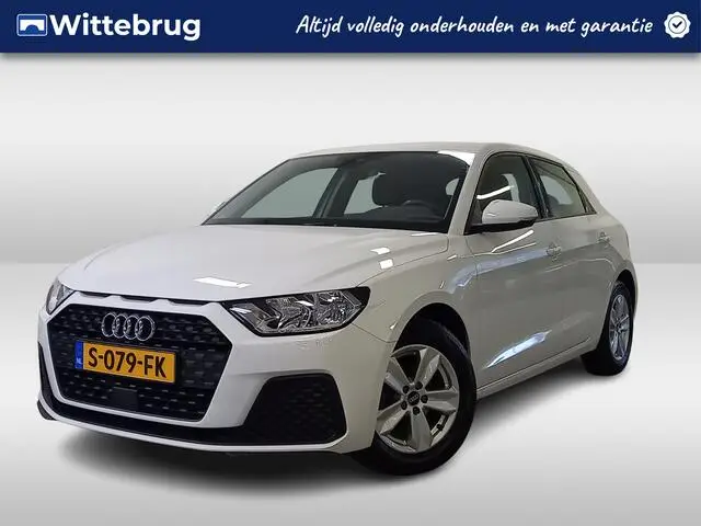 Photo 1 : Audi A1 2023 Essence