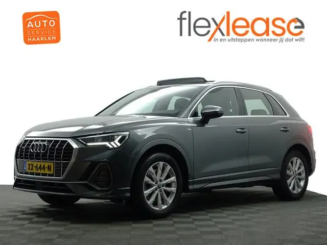 Photo 1 : Audi Q3 2019 Petrol