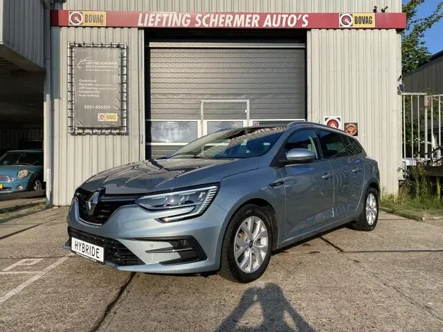 Photo 1 : Renault Megane 2021 Hybrid