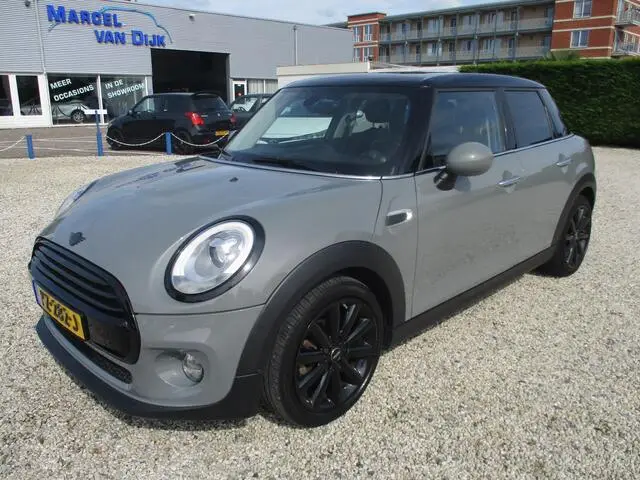 Photo 1 : Mini Cooper 2017 Petrol