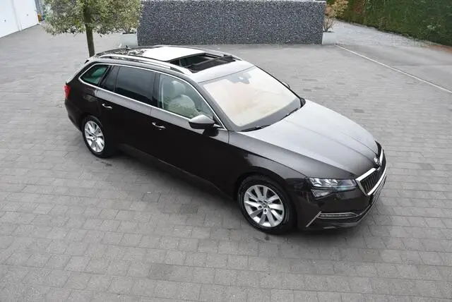 Photo 1 : Skoda Superb 2020 Petrol