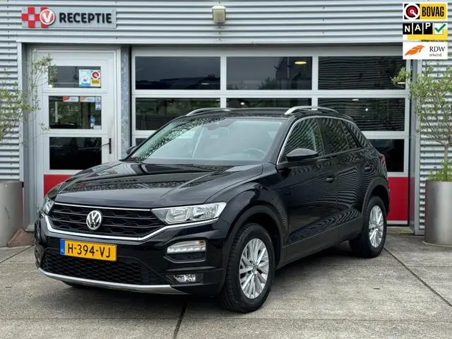 Photo 1 : Volkswagen T-roc 2020 Essence