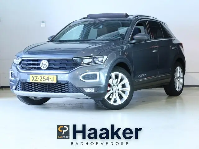 Photo 1 : Volkswagen T-roc 2018 Essence