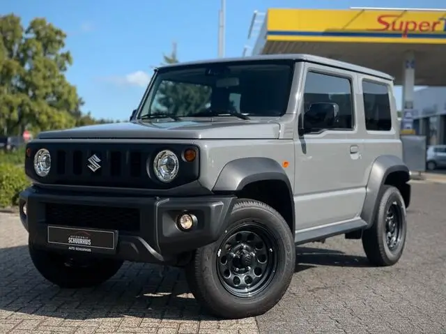 Photo 1 : Suzuki Jimny 2019 Petrol