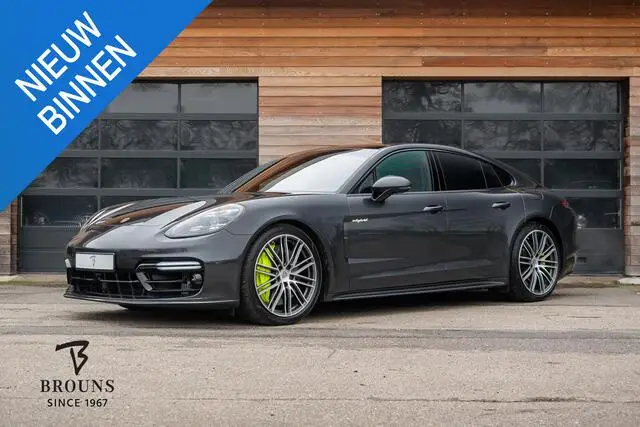 Photo 1 : Porsche Panamera 2019 Hybride