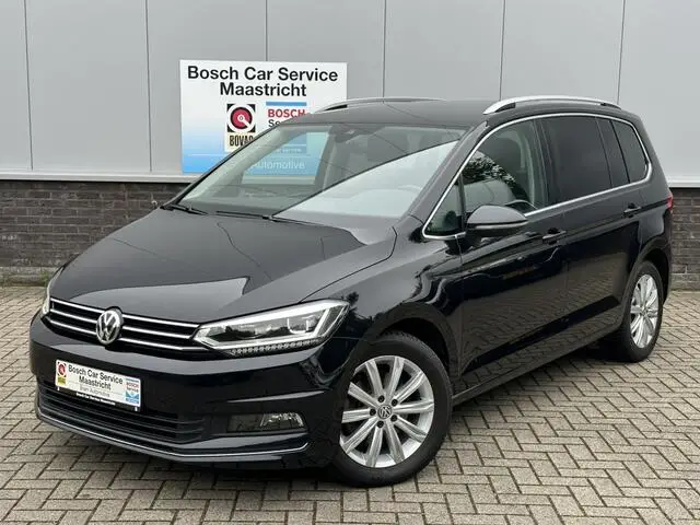 Photo 1 : Volkswagen Touran 2018 Essence