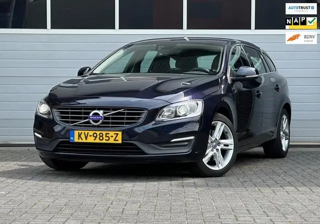 Photo 1 : Volvo V60 2016 Essence