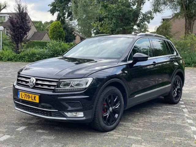 Photo 1 : Volkswagen Tiguan 2016 Essence