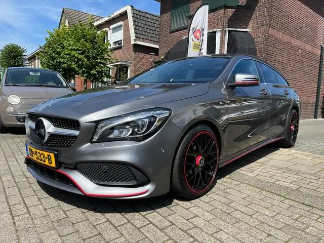 Photo 1 : Mercedes-benz Classe Cla 2019 Essence