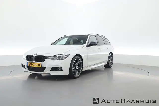 Photo 1 : Bmw Serie 3 2019 Petrol