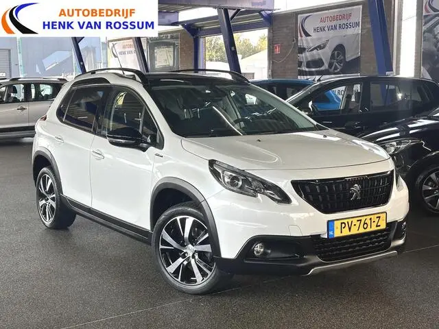 Photo 1 : Peugeot 2008 2017 Petrol