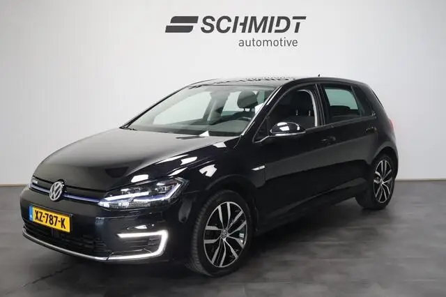 Photo 1 : Volkswagen Golf 2019 Électrique