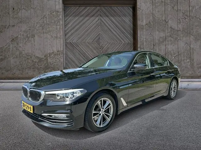 Photo 1 : Bmw Serie 5 2017 Diesel