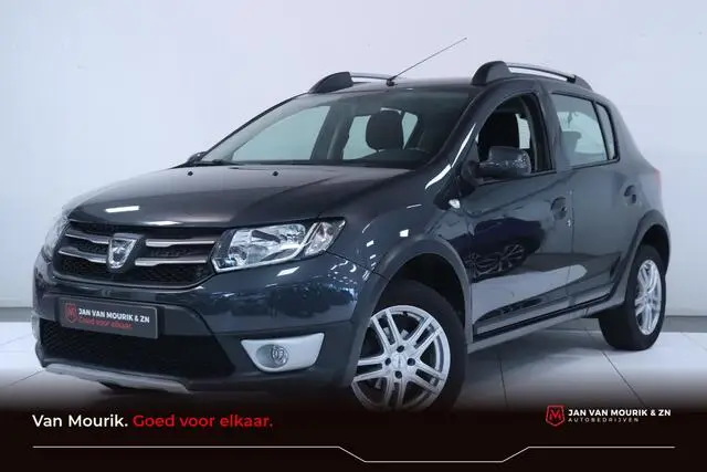 Photo 1 : Dacia Sandero 2016 Essence