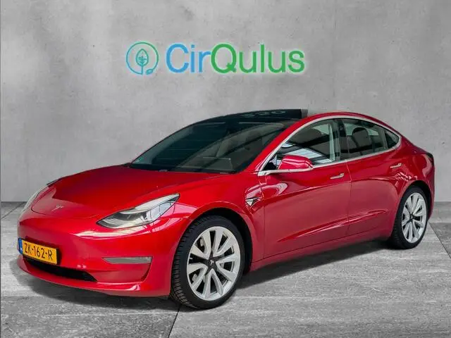 Photo 1 : Tesla Model 3 2019 Electric