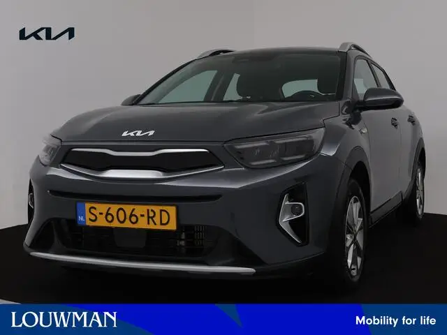 Photo 1 : Kia Stonic 2023 Hybrid