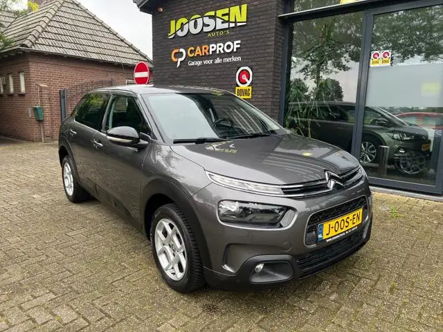 Photo 1 : Citroen C4 2019 Essence