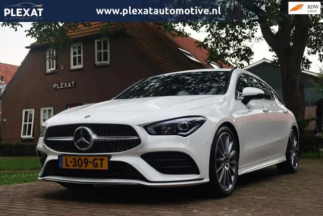 Photo 1 : Mercedes-benz Classe Cla 2019 Essence