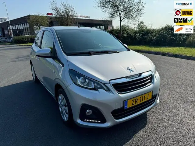 Photo 1 : Peugeot 108 2019 Essence