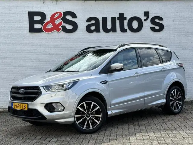 Photo 1 : Ford Kuga 2019 Petrol