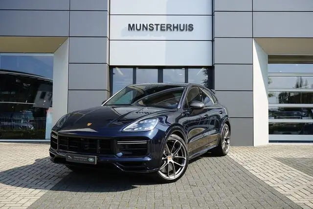 Photo 1 : Porsche Cayenne 2023 Petrol