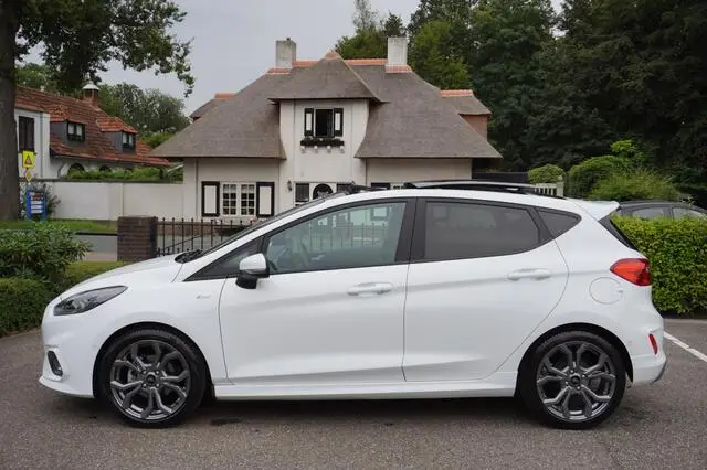 Photo 1 : Ford Fiesta 2020 Petrol