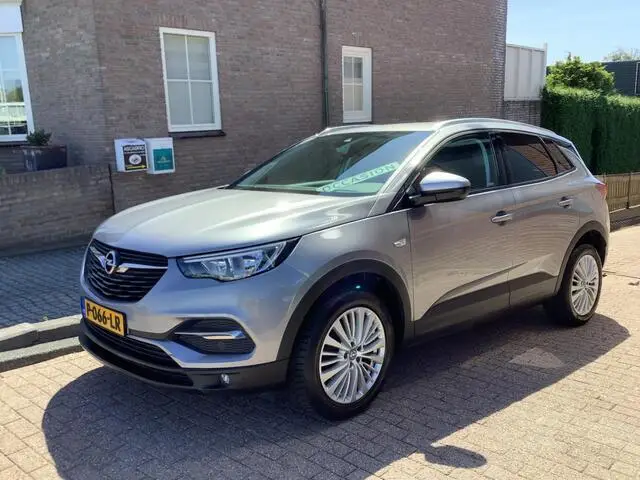 Photo 1 : Opel Grandland 2017 Petrol