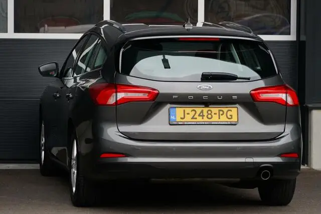 Photo 1 : Ford Focus 2020 Essence