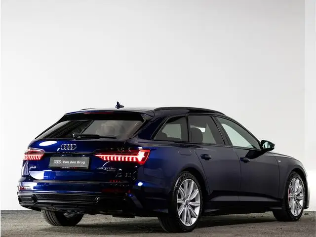 Photo 1 : Audi A6 2020 Hybride