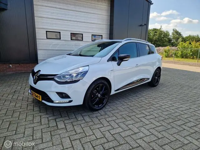 Photo 1 : Renault Clio 2018 Petrol