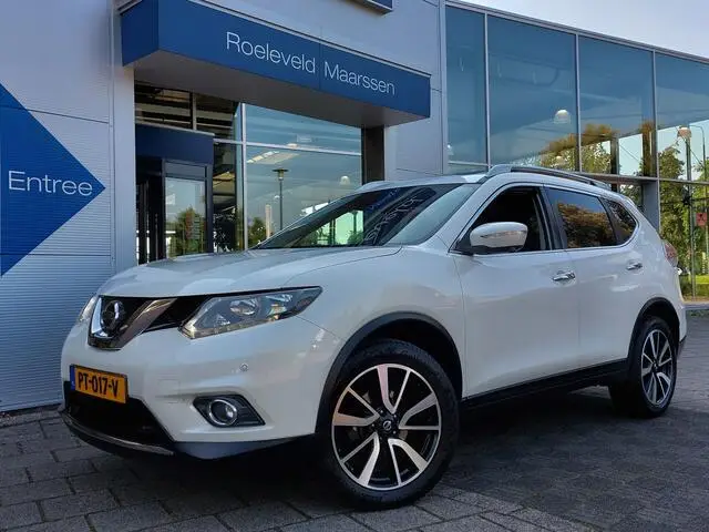 Photo 1 : Nissan X-trail 2017 Petrol