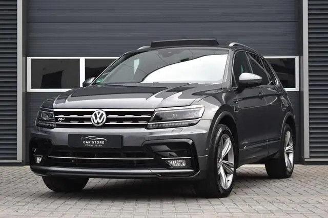 Photo 1 : Volkswagen Tiguan 2017 Essence