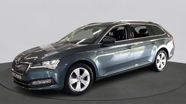 Photo 1 : Skoda Superb 2019 Petrol