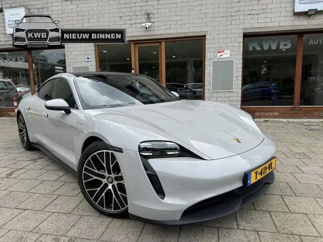 Photo 1 : Porsche Taycan 2022 Électrique