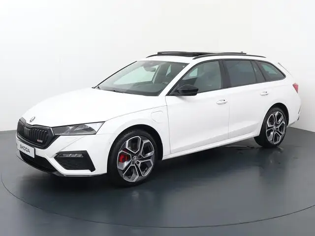 Photo 1 : Skoda Octavia 2022 Hybride