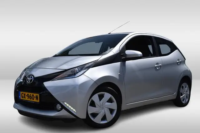 Photo 1 : Toyota Aygo 2015 Essence