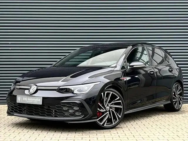 Photo 1 : Volkswagen Golf 2021 Essence