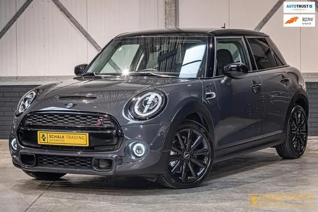 Photo 1 : Mini Cooper 2020 Petrol