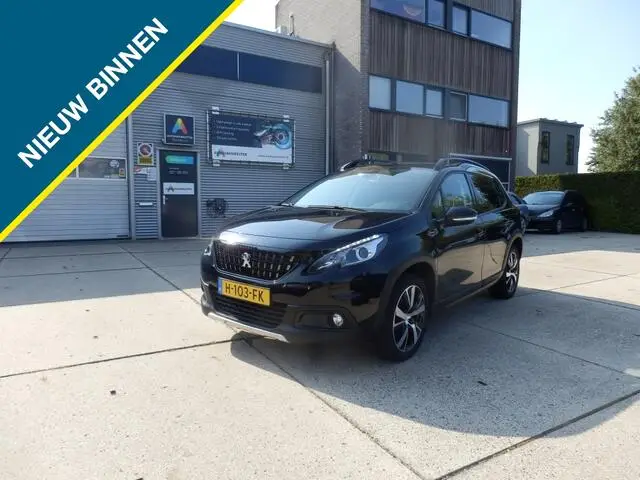 Photo 1 : Peugeot 2008 2019 Petrol