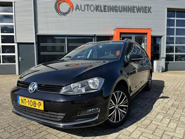 Photo 1 : Volkswagen Golf 2016 Essence