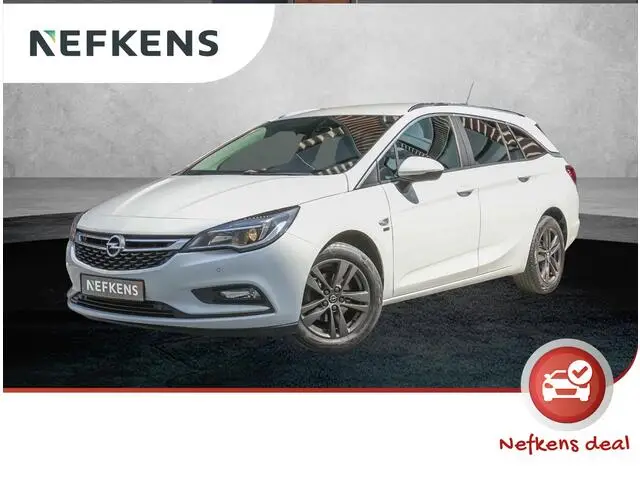 Photo 1 : Opel Astra 2019 Essence