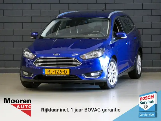 Photo 1 : Ford Focus 2017 Petrol