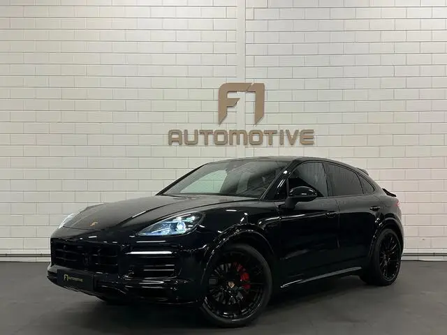 Photo 1 : Porsche Cayenne 2021 Hybrid