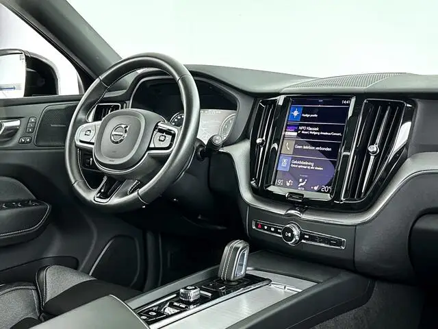 Photo 1 : Volvo Xc60 2021 Hybride