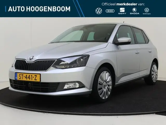 Photo 1 : Skoda Fabia 2018 Petrol