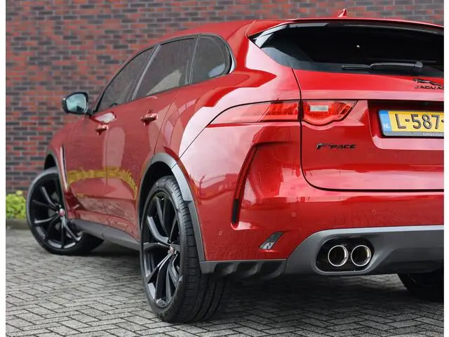 Photo 1 : Jaguar F-pace 2018 Essence