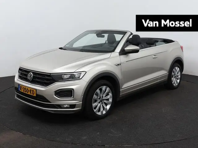 Photo 1 : Volkswagen T-roc 2021 Essence