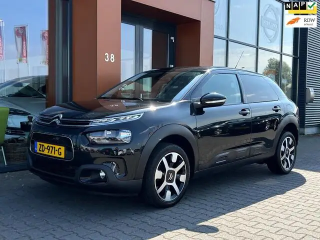 Photo 1 : Citroen C4 2018 Essence