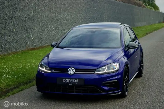 Photo 1 : Volkswagen Golf 2019 Essence