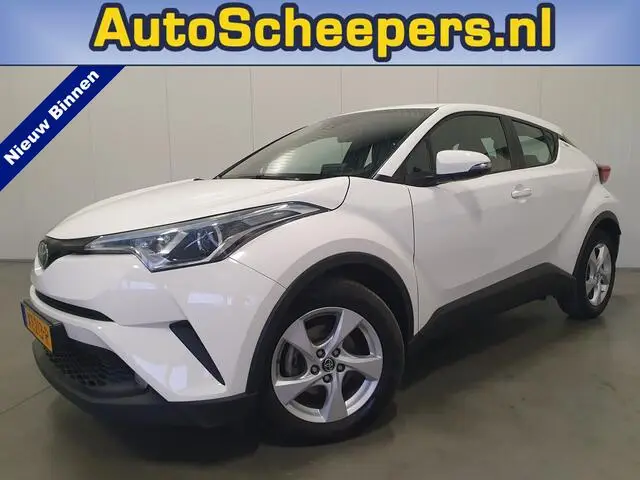 Photo 1 : Toyota C-hr 2019 Petrol